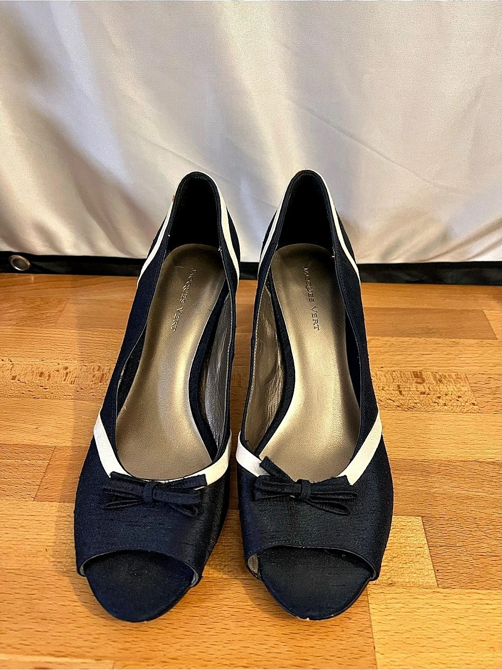 Jacques Vert Color Block Peep Toe Heels in Blue & White
